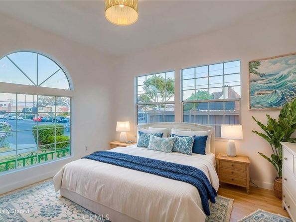3403 Falcon Avenue, Long Beach CA 90807