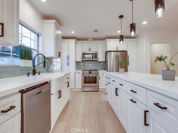 3403 Falcon Avenue, Long Beach CA 90807