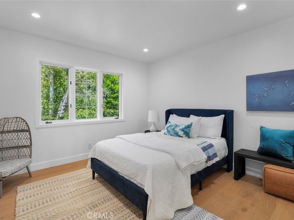 17481 Tramonto Drive, Pacific Palisades CA 90272