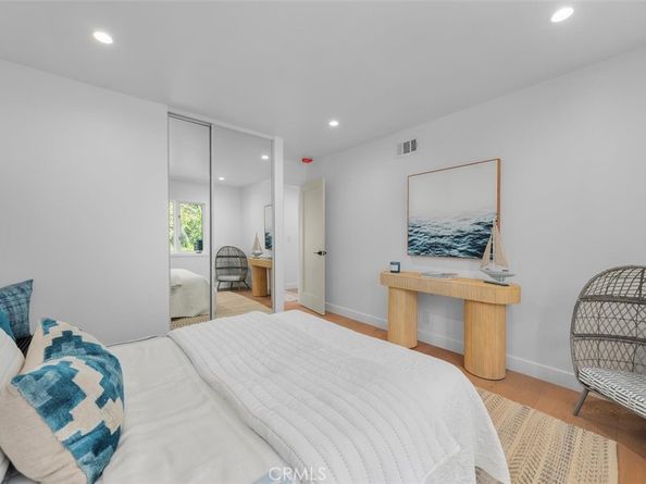 17481 Tramonto Drive, Pacific Palisades CA 90272