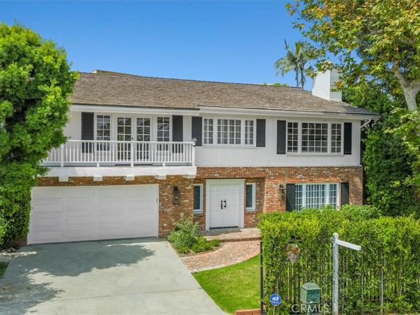 17481 Tramonto Drive, Pacific Palisades CA 90272