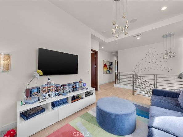 2508 Harriman Lane A, Redondo Beach CA 90278