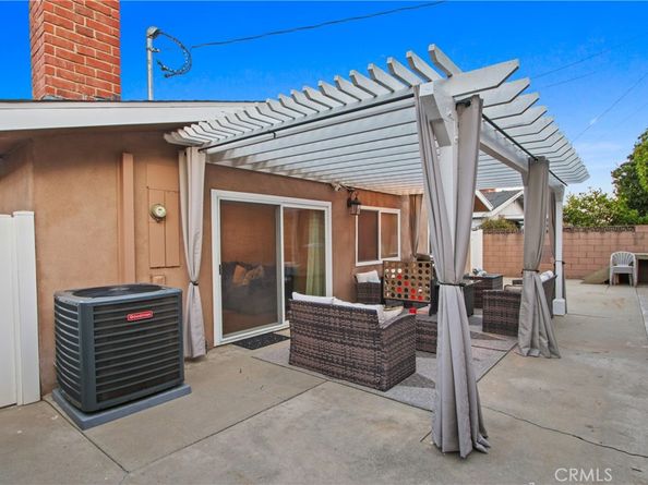 1737 Roseglen Avenue, San Pedro CA 90731