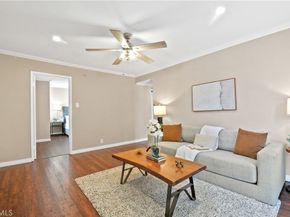 13439 Roselle Avenue, Hawthorne CA 90250