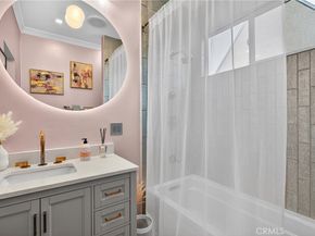 425 W 109th Street, Los Angeles CA 90061