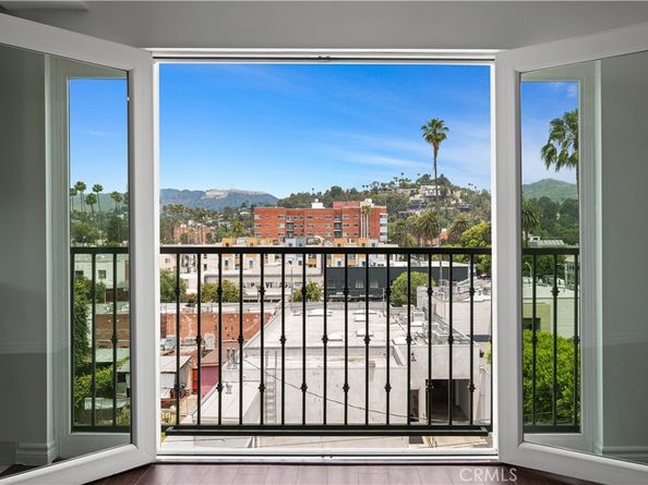 5633 Carlton Way 503, Hollywood CA 90028
