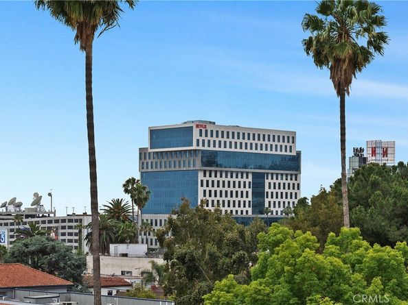 5633 Carlton Way 503, Hollywood CA 90028