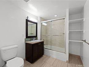 5633 Carlton Way 503, Hollywood CA 90028