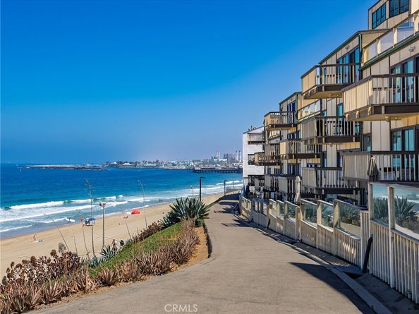 625 Esplanade 29, Redondo Beach CA 90277