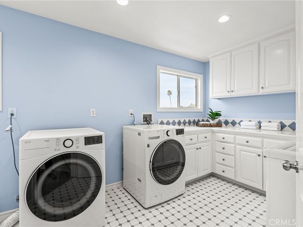 1323 17th Street, Manhattan Beach CA 90266