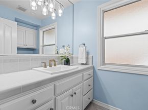 1323 17th Street, Manhattan Beach CA 90266