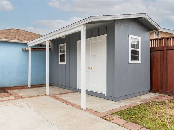 4744 Adenmoor Avenue, Lakewood CA 90713