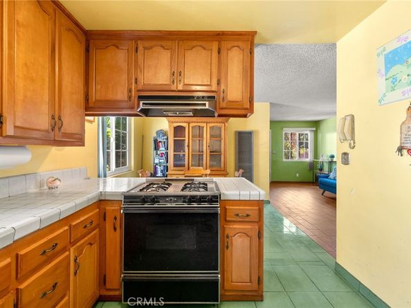 935 Esperanza Street, Los Angeles CA 90023