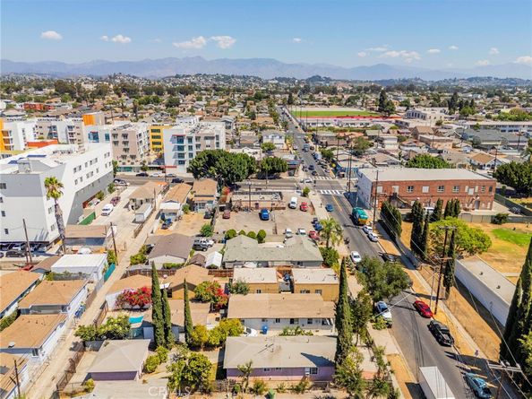 935 Esperanza Street, Los Angeles CA 90023