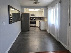 14405 Cerise 13, Hawthorne CA 90250