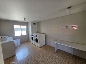 14405 Cerise 13, Hawthorne CA 90250