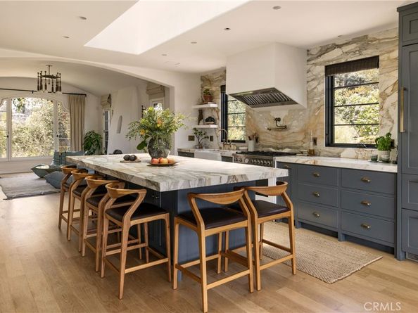 2168 Princeton, Los Angeles CA 90026