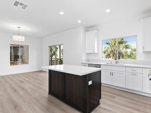8564 Vista Azul Pl, Lemon Grove CA 91945