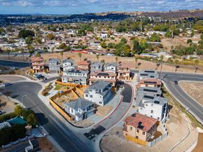8564 Vista Azul Pl, Lemon Grove CA 91945