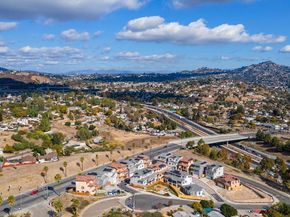 8564 Vista Azul Pl, Lemon Grove CA 91945