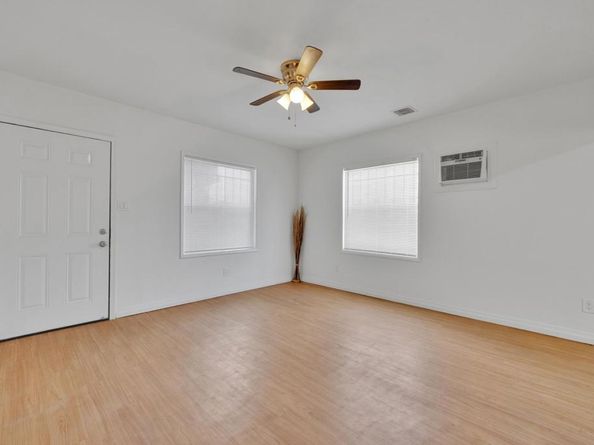 9015 9017 Campo Road, Spring Valley CA 91977