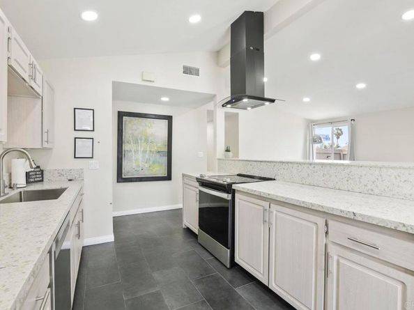 9452 Larrabee Avenue, San Diego CA 92123