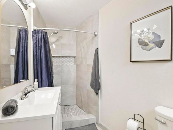 9452 Larrabee Avenue, San Diego CA 92123