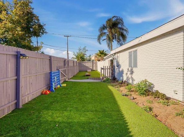 9452 Larrabee Avenue, San Diego CA 92123