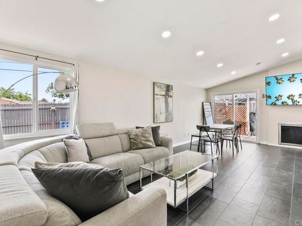 9452 Larrabee Avenue, San Diego CA 92123