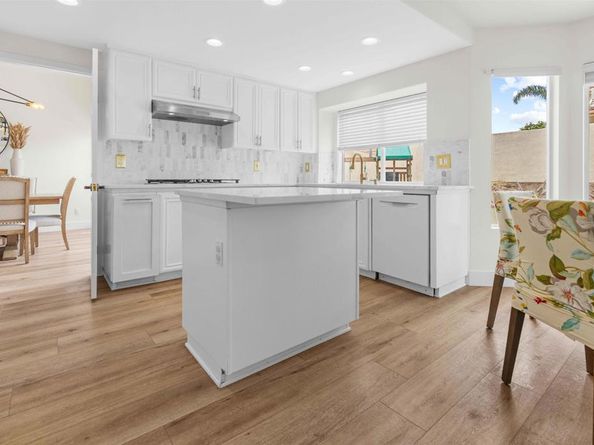 3702 Southridge Way, Oceanside CA 92056