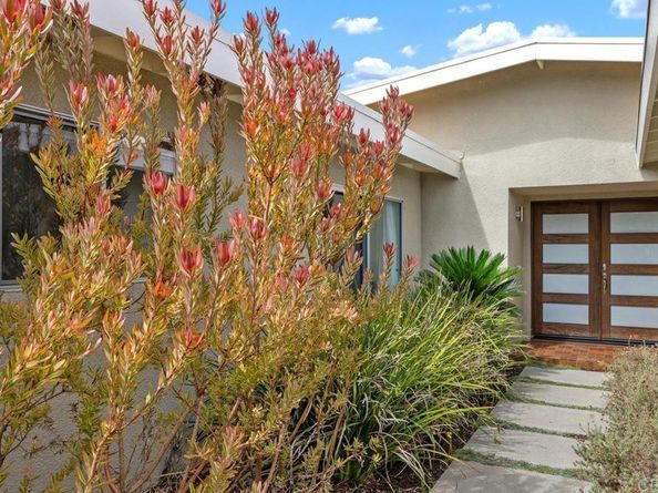 2104 Crownhill Road, San Diego CA 92109