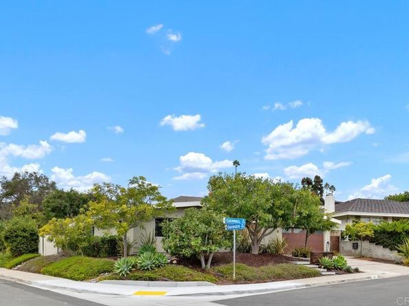 2104 Crownhill Road, San Diego CA 92109