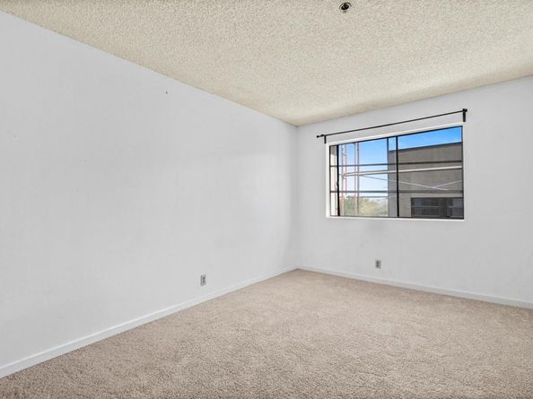 5990 Dandridge Lane 198, San Diego CA 92115