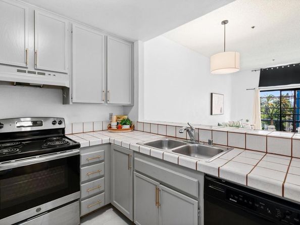 5990 Dandridge Lane 198, San Diego CA 92115
