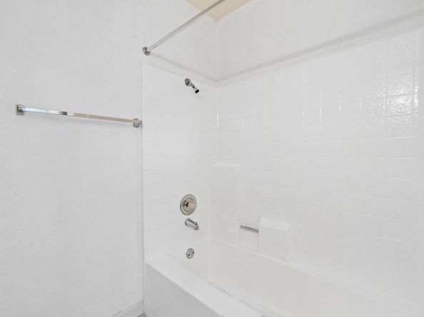 5990 Dandridge Lane 198, San Diego CA 92115