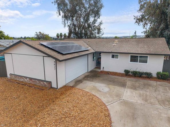4827 Luna Drive, Oceanside CA 92057