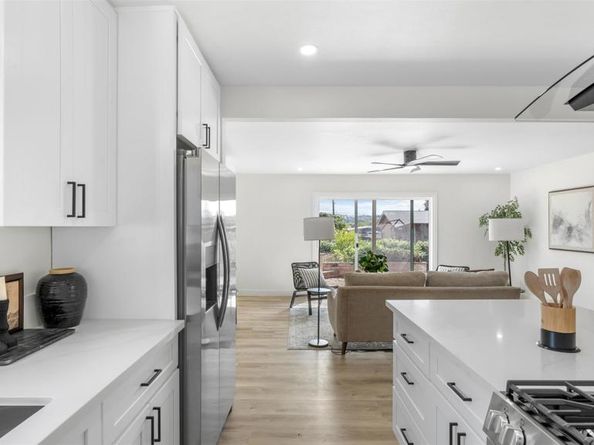 4827 Luna Drive, Oceanside CA 92057