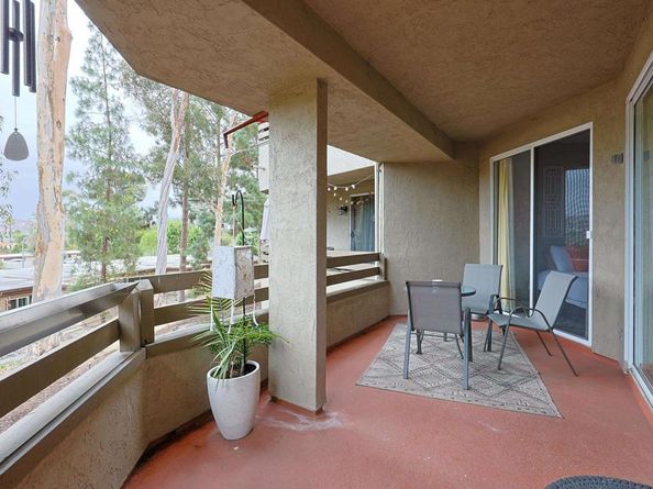 7354 Mission Trails 105, Santee CA 92071