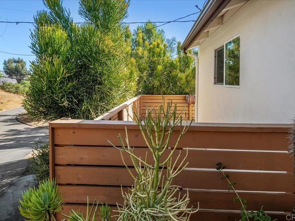 11694 Hi Ridge Road, Lakeside CA 92040