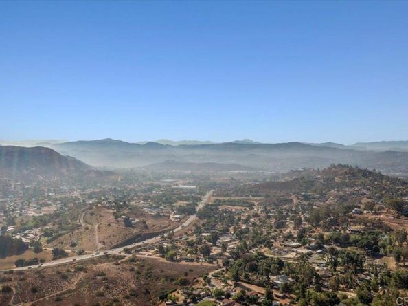 11694 Hi Ridge Road, Lakeside CA 92040