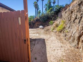 11694 Hi Ridge Road, Lakeside CA 92040