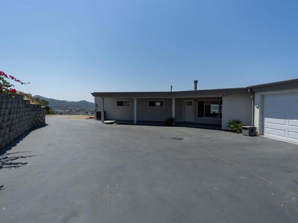 1110 Monterey Drive, El Cajon CA 92020