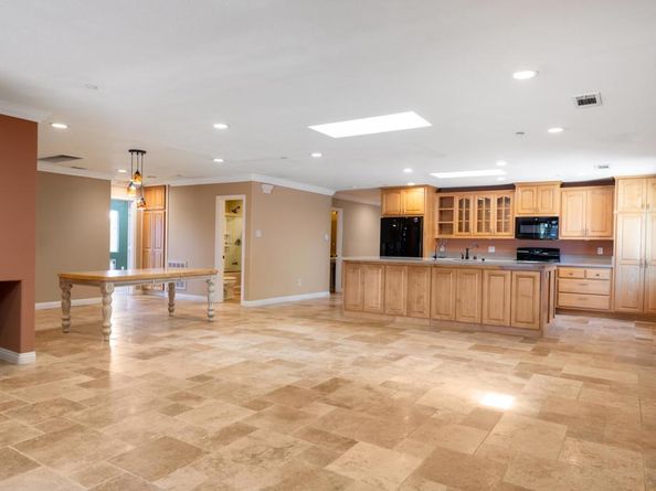 8364 Lake Ashwood Avenue, San Diego CA 92119