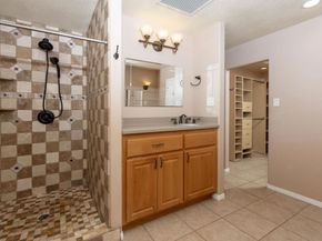 8364 Lake Ashwood Avenue, San Diego CA 92119