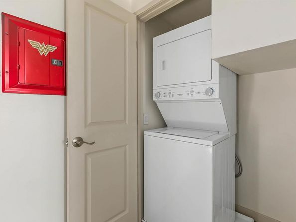 296 East Lane, El Cajon CA 92021