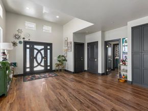 296 East Lane, El Cajon CA 92021