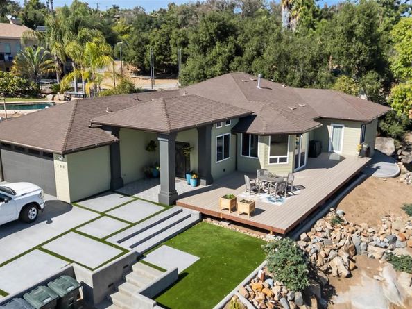 296 East Lane, El Cajon CA 92021