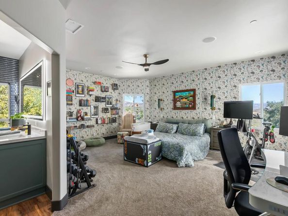 296 East Lane, El Cajon CA 92021