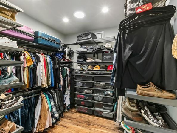 296 East Lane, El Cajon CA 92021