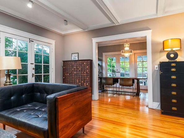 557 A Ave, Coronado CA 92118